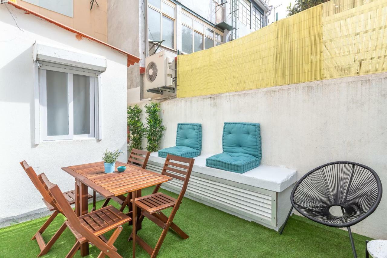 Sunny Apartment With Patio, By Timecooler Lisboa Екстериор снимка