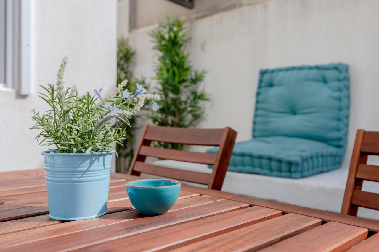 Sunny Apartment With Patio, By Timecooler Lisboa Екстериор снимка