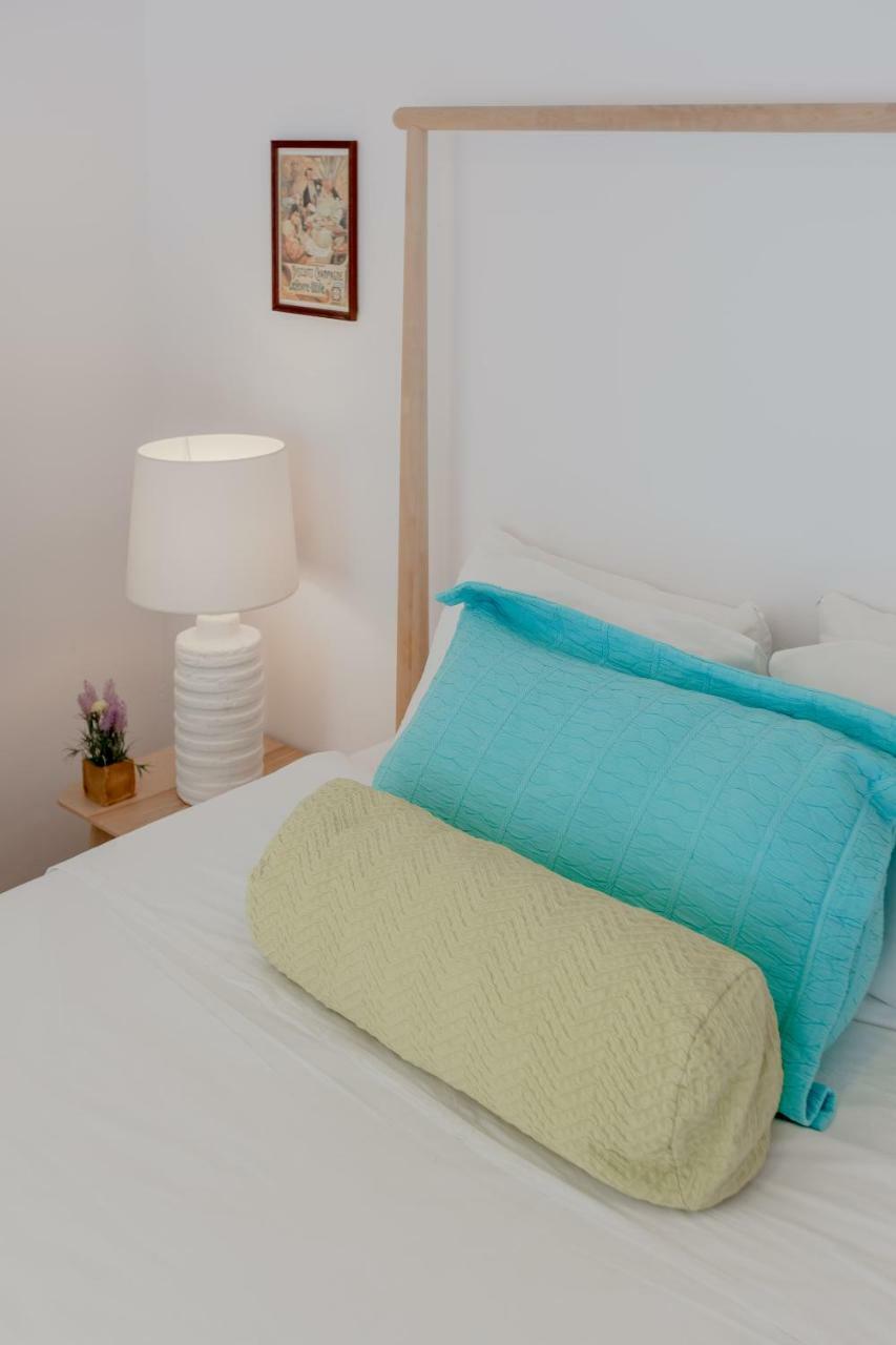 Sunny Apartment With Patio, By Timecooler Lisboa Екстериор снимка