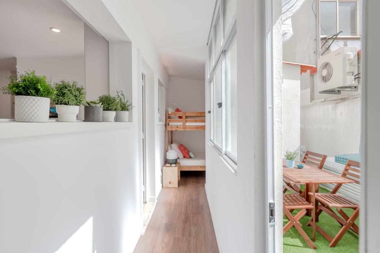 Sunny Apartment With Patio, By Timecooler Lisboa Екстериор снимка