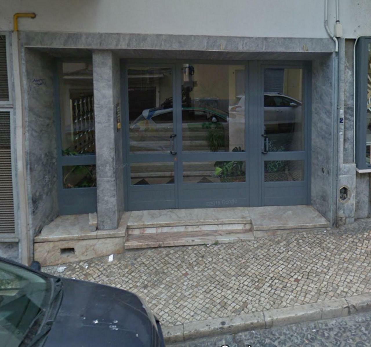 Sunny Apartment With Patio, By Timecooler Lisboa Екстериор снимка